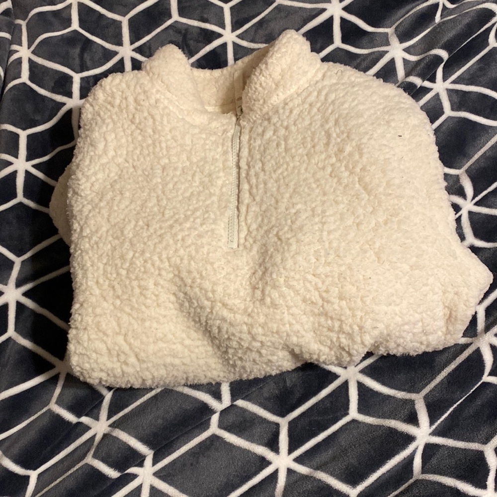 Cream fluffy jacket